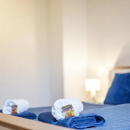 דירה Bright - Beachstyle - Kitchen - Kingbed - Parking - Netflix *