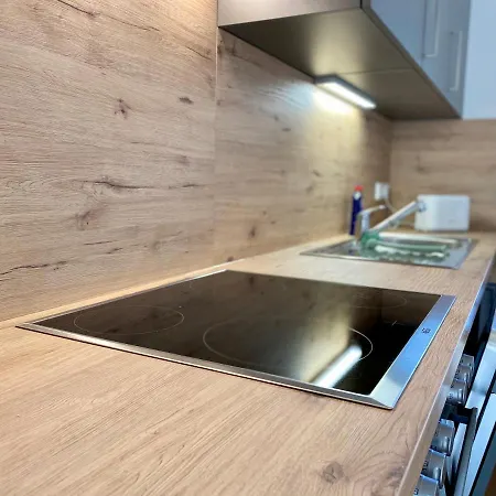 Bright - Beachstyle - Kitchen - Kingbed - Parking - Netflix אוגסבורג